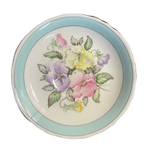 Vintage Paragon by Appointment Pansies Teacup and Saucer - Picture 5 of 9